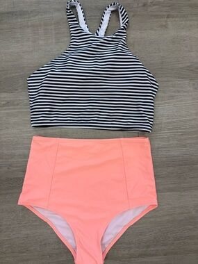 Striped High Neck Bikini Set – High Waisted – NWOT – Size Small